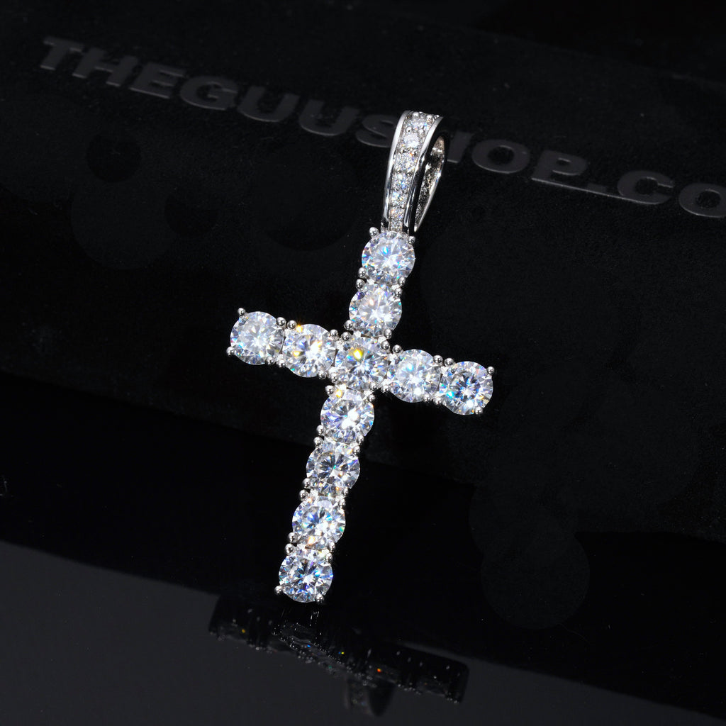 4.51 Carat 925S & VVS Moissanite Cross In White Gold