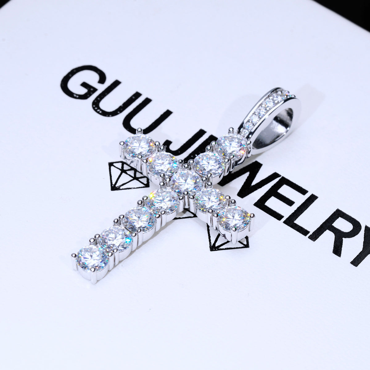 4.51 Carat 925S & VVS Moissanite Cross In White Gold