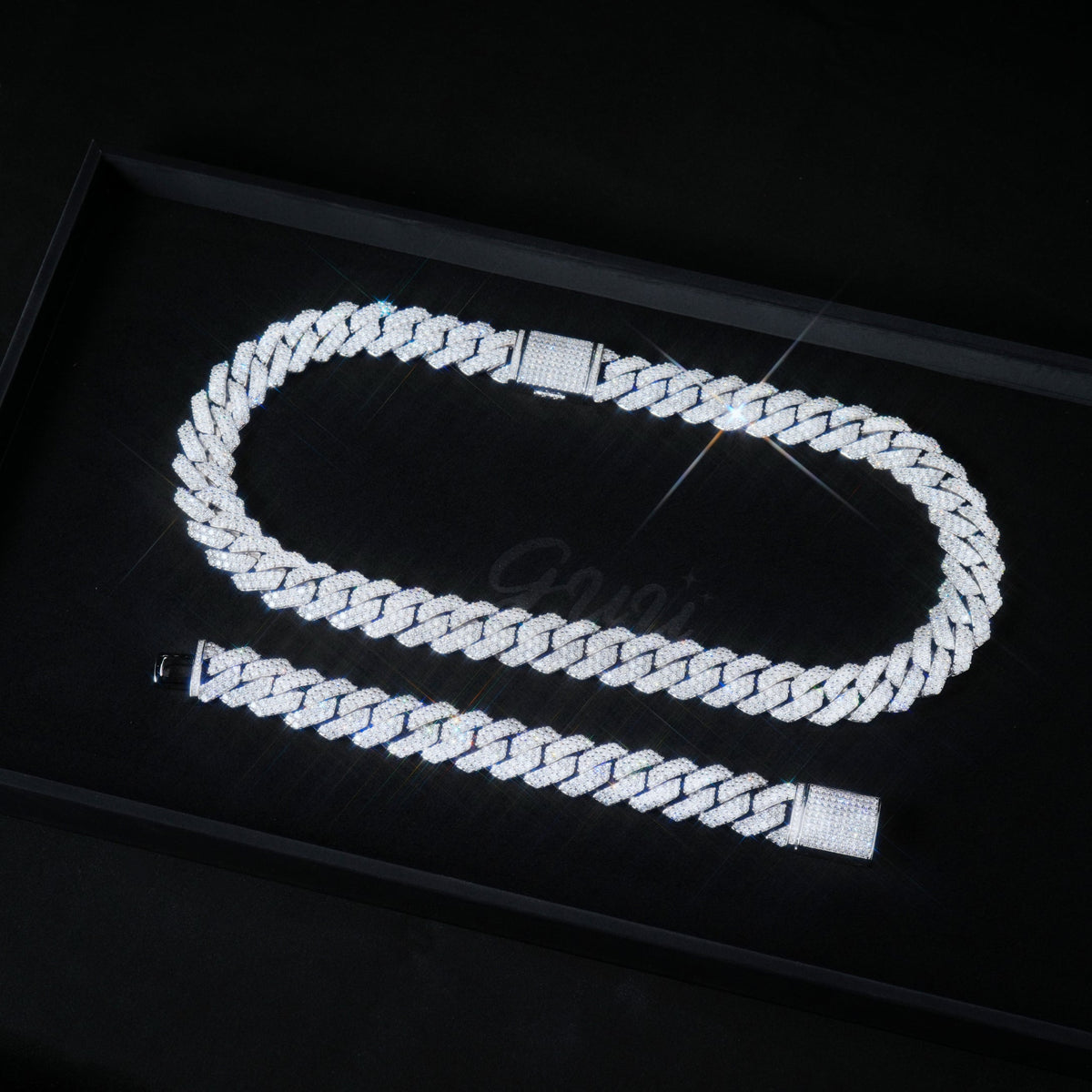 VVS Moissanite 20MM Prong Cuban Link Chain